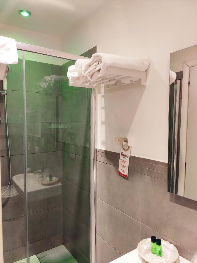 Onetime Guest house 3*